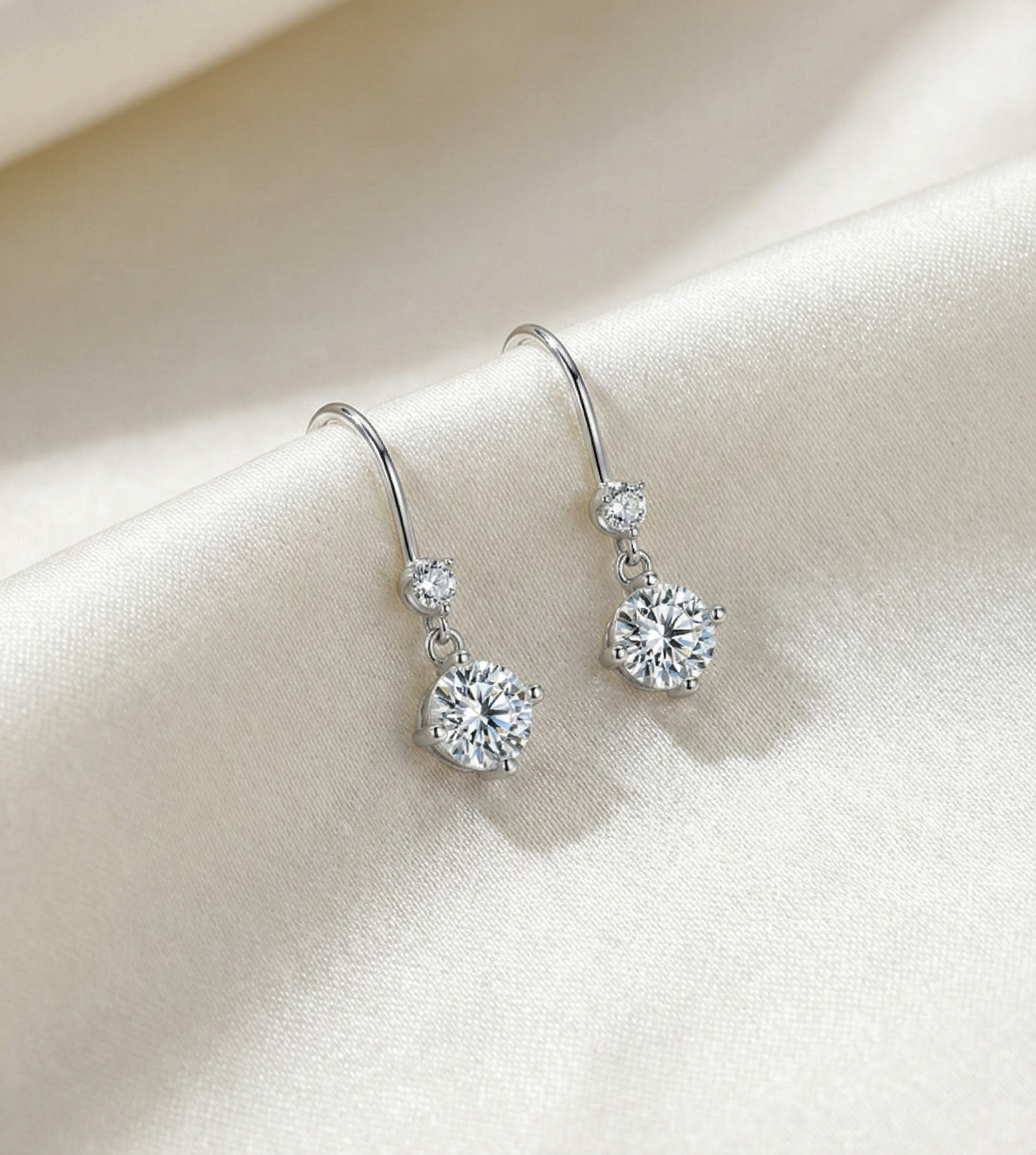 Charis Kalliste Éclat Tassel Drop Earrings